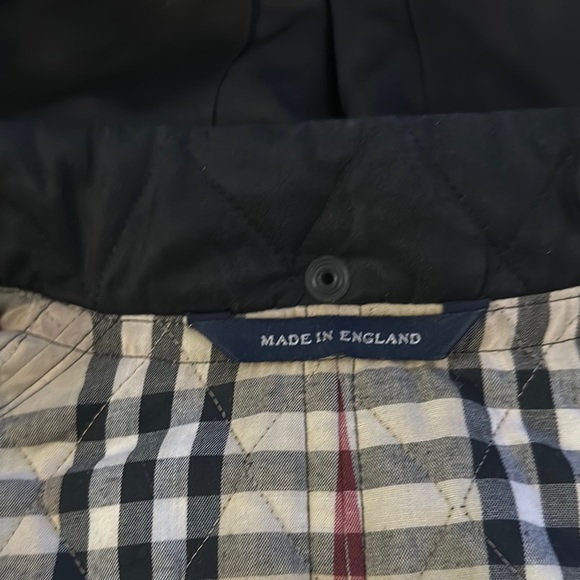 🌸HOST PICK🌸 BURBERRY Black Quilted Women's Jacket with Hood - Picture 5 of 9